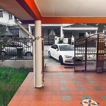 Private House In The Heart Of Penang Villa